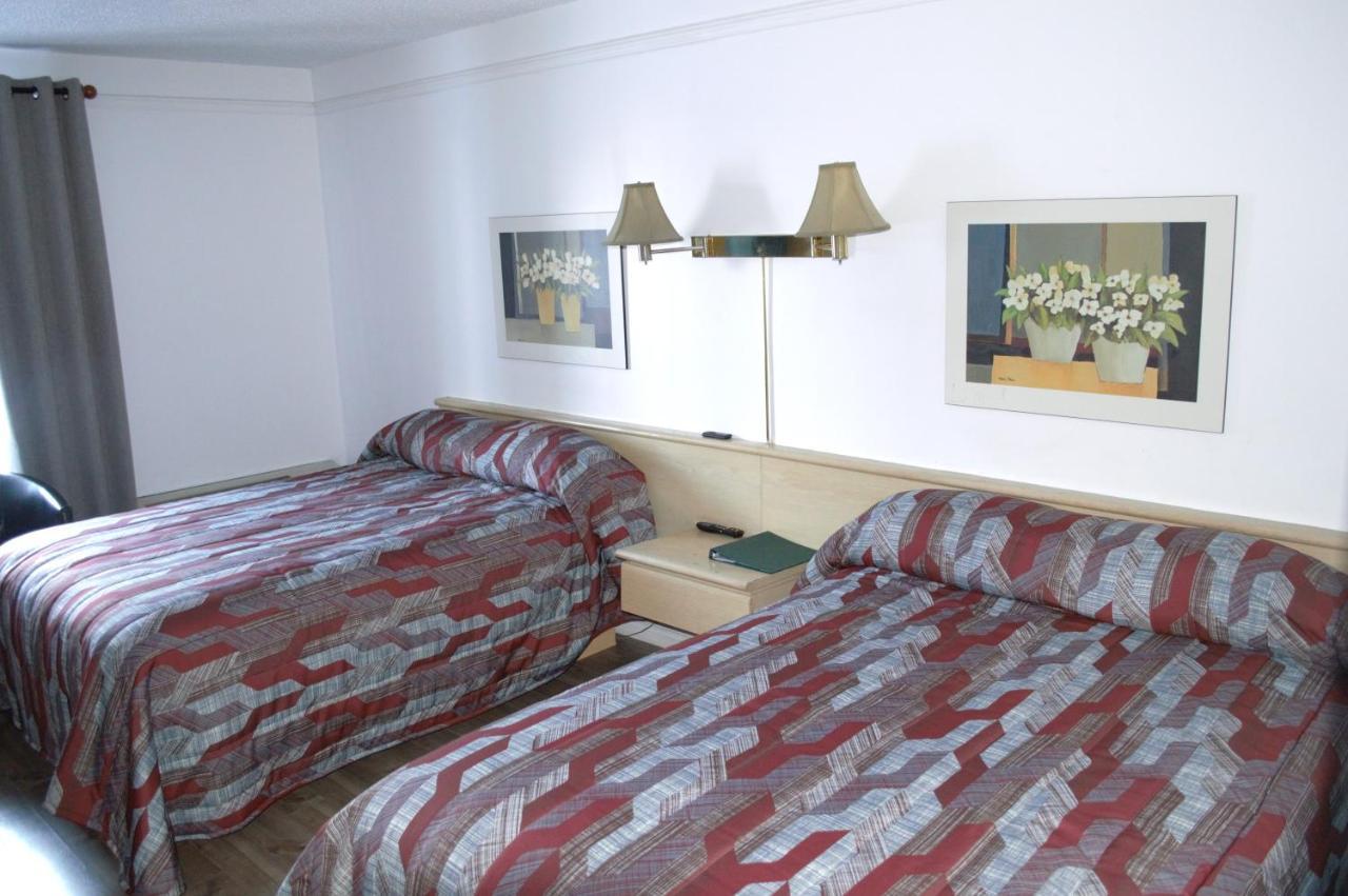 Motel Classique Жолиет Екстериор снимка