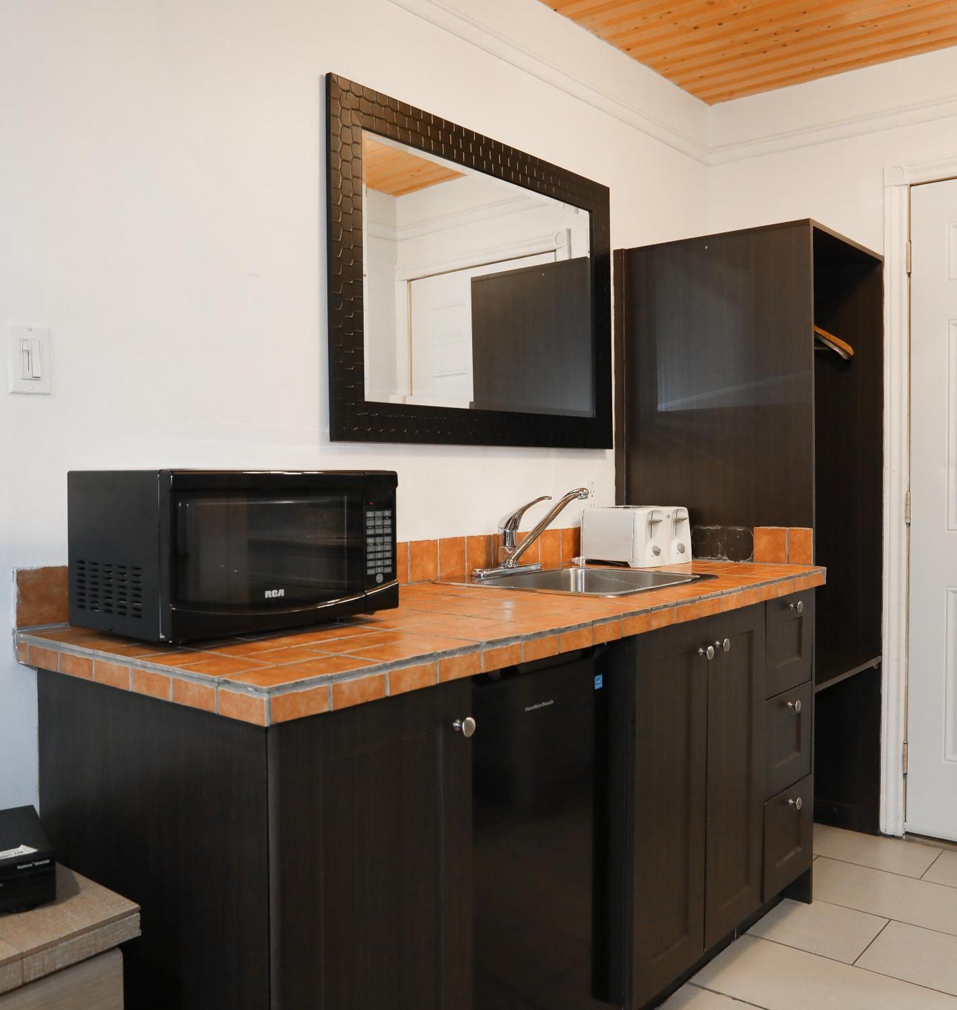 Motel Classique Жолиет Екстериор снимка