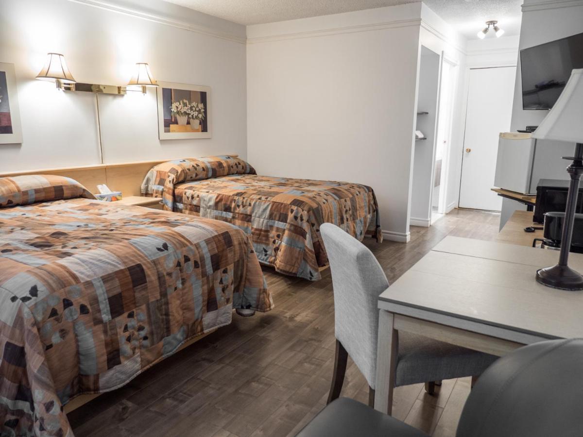 Motel Classique Жолиет Екстериор снимка